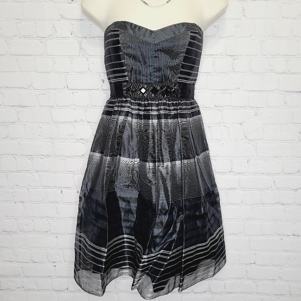 BCBGMAXAZRIA Strapless Silk Blend Beaded Waist Striped Dress Black Silver Size 2